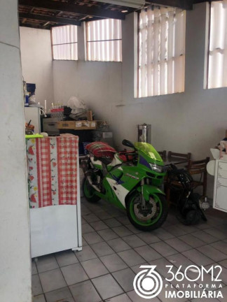 Imagem Casa com 4 Quartos à Venda, 204 m² em Vila Camilópolis - Santo André