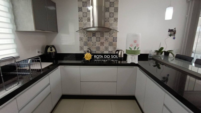 Imagem Casa com 3 Quartos à Venda, 166 m² em Bombas - Bombinhas