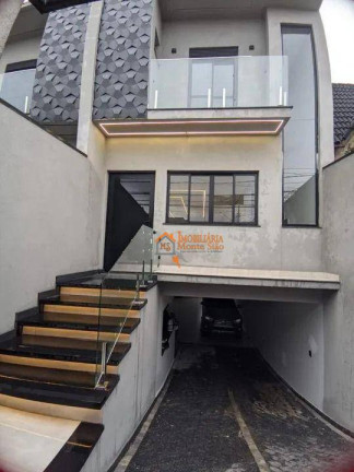 Imagem Sobrado com 3 Quartos à Venda, 300 m² em Jardim Santa Clara - Guarulhos Imagem Sobrado com 3 Quartos à Venda, 300 m² em Jardim Santa Clara - Guarulhos