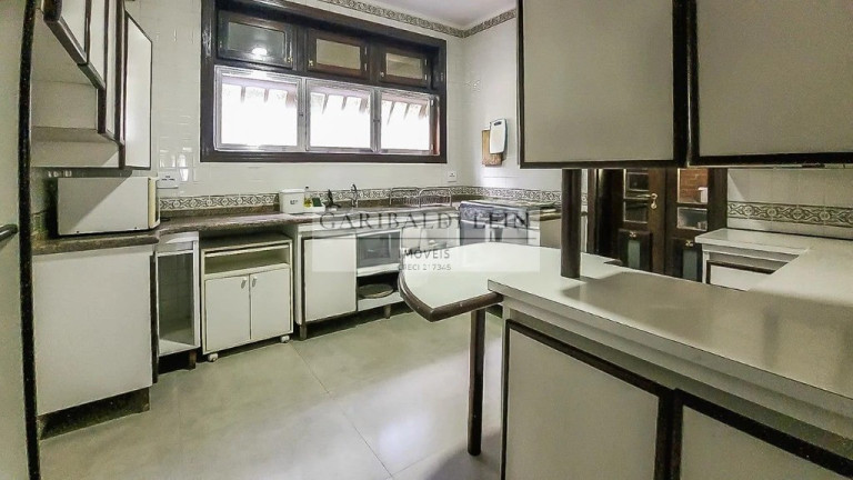 Imagem Sobrado com 5 Quartos à Venda, 485 m² em Lagoinha - Ubatuba