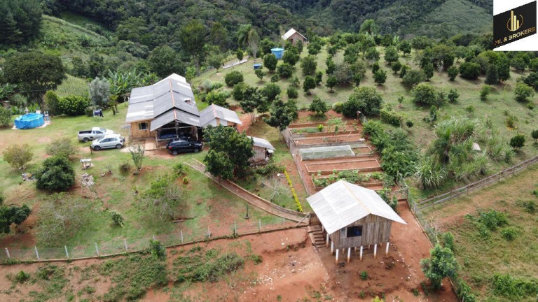 Imagem Imóvel com 4 Quartos à Venda, 46.000 m² em Freguesia Dos Laras - Campo Magro
