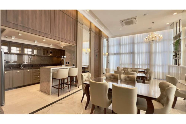 Imagem Imóvel com 4 Quartos à Venda, 138 m² em Centro - Balneário Camboriú Imagem Imóvel com 4 Quartos à Venda, 138 m² em Centro - Balneário Camboriú