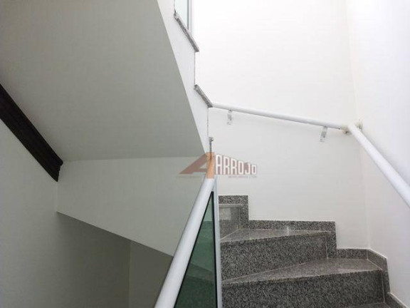 Imagem Sobrado com 4 Quartos à Venda, 200 m² em Vila Marieta - São Paulo Imagem Sobrado com 4 Quartos à Venda, 200 m² em Vila Marieta - São Paulo