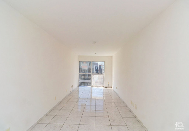 Imagem Sala Comercial à Venda, 30 m² em Menino Deus - Porto Alegre Imagem Sala Comercial à Venda, 30 m² em Menino Deus - Porto Alegre