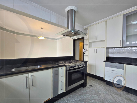 Imagem Casa com 3 Quartos à Venda, 212 m² em Jardim Flor Da Montanha - Guarulhos Imagem Casa com 3 Quartos à Venda, 212 m² em Jardim Flor Da Montanha - Guarulhos