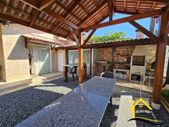 Imagem Casa com 2 Quartos à Venda, 525 m² em Salinas - Balneário Barra Do Sul Imagem Casa com 2 Quartos à Venda, 525 m² em Salinas - Balneário Barra Do Sul