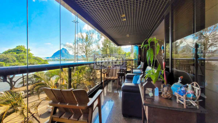 Imagem Apartamento com 4 Quartos à Venda, 230 m² em Lagoa - Rio De Janeiro