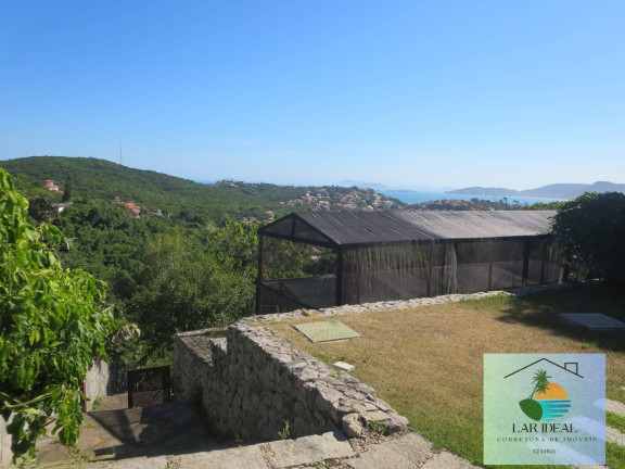 Casa com 2 Quartos para Alugar,  em Alto De Búzios - Búzios