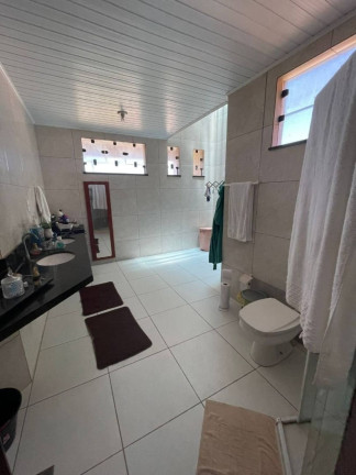 Imagem Casa com 7 Quartos à Venda, 520 m² em Atalaia - Aracaju