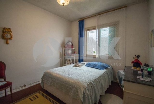 Imagem Casa com 3 Quartos à Venda, 251 m² em Jardim Itu - Porto Alegre Imagem Casa com 3 Quartos à Venda, 251 m² em Jardim Itu - Porto Alegre