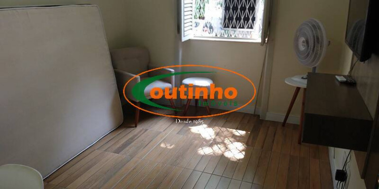 Imagem Casa com 4 Quartos à Venda, 220 m² em Andaraí - Rio De Janeiro Imagem Casa com 4 Quartos à Venda, 220 m² em Andaraí - Rio De Janeiro