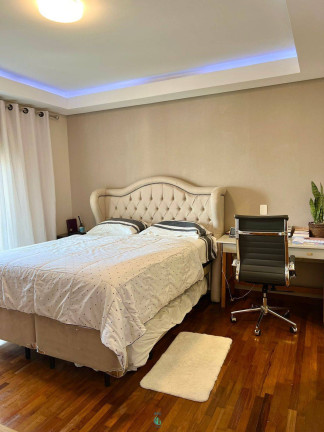 Imagem Apartamento com 3 Quartos à Venda, 261 m² Imagem Apartamento com 3 Quartos à Venda, 261 m²