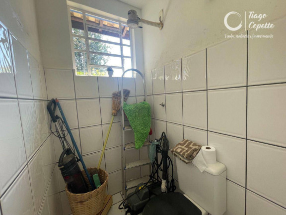 Imagem Chácara com 2 Quartos à Venda, 250 m² em Vila São José - Várzea Paulista Imagem Chácara com 2 Quartos à Venda, 250 m² em Vila São José - Várzea Paulista