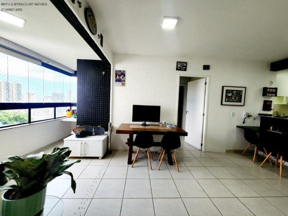 Imagem Imóvel com 1 Quarto à Venda, 56 m² em Ondina - Salvador Imagem Imóvel com 1 Quarto à Venda, 56 m² em Ondina - Salvador