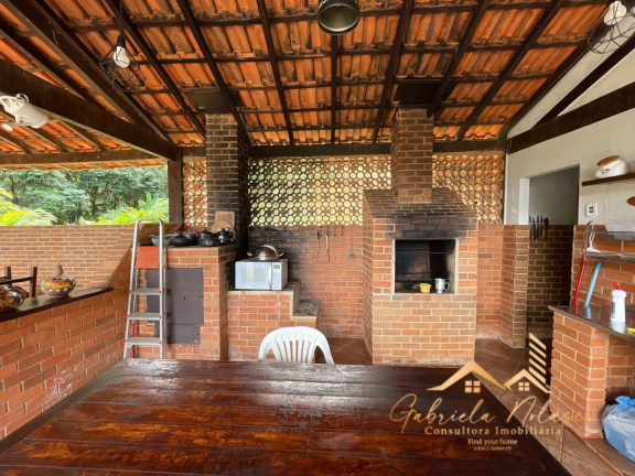 Imagem Imóvel com 7 Quartos à Venda, 288.000 m² em Itaipava - Petrópolis Imagem Imóvel com 7 Quartos à Venda, 288.000 m² em Itaipava - Petrópolis