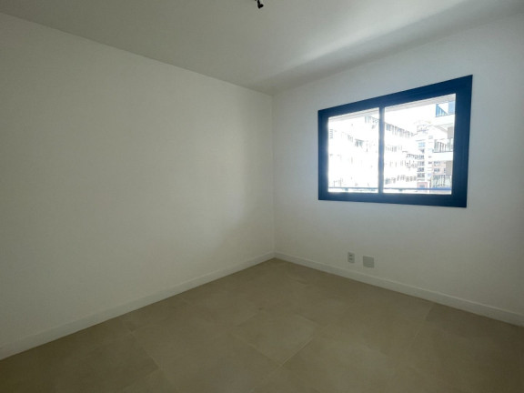 Imagem Imóvel com 3 Quartos à Venda, 115 m² em Botafogo - Rio De Janeiro Imagem Imóvel com 3 Quartos à Venda, 115 m² em Botafogo - Rio De Janeiro