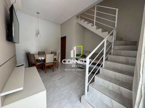 Sobrado com 2 Quartos à Venda, 80 m² em Fazenda - Itajaí