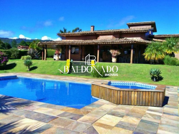 Imóvel com 5 Quartos à Venda, 4.000 m² em Centro - Extrema