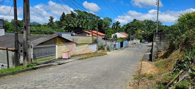 Imagem Casa com 3 Quartos à Venda, 84 m² em Salto Weissbach - Blumenau Imagem Casa com 3 Quartos à Venda, 84 m² em Salto Weissbach - Blumenau