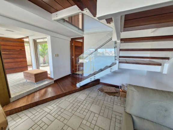 Imagem Imóvel com 4 Quartos à Venda, 560 m² em Horto Florestal - Salvador Imagem Imóvel com 4 Quartos à Venda, 560 m² em Horto Florestal - Salvador