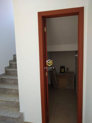 Imagem Sobrado com 3 Quartos à Venda, 200 m² em São Francisco - Camboriú