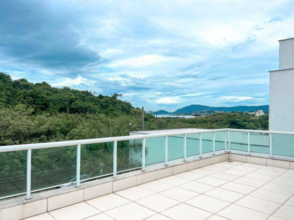 Imagem Casa com 7 Quartos à Venda, 378 m² em Itaipu - Niterói Imagem Casa com 7 Quartos à Venda, 378 m² em Itaipu - Niterói