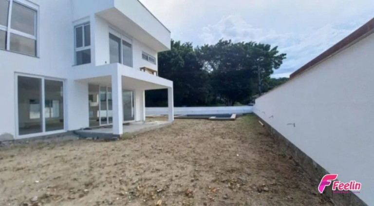 Imagem Casa de Condomínio com 5 Quartos à Venda, 288 m² em Cachoeira Do Bom Jesus - Florianópolis Imagem Casa de Condomínio com 5 Quartos à Venda, 288 m² em Cachoeira Do Bom Jesus - Florianópolis