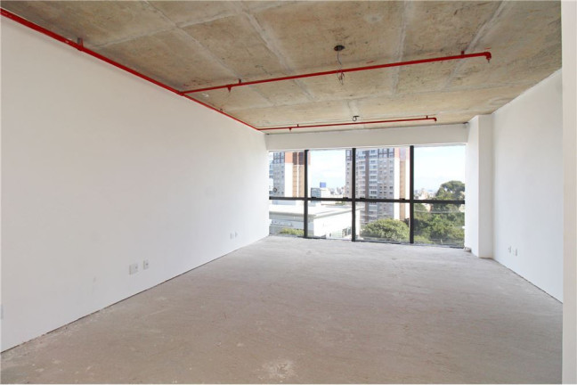 Imagem Sala Comercial à Venda, em Petrópolis - Porto Alegre Imagem Sala Comercial à Venda, em Petrópolis - Porto Alegre