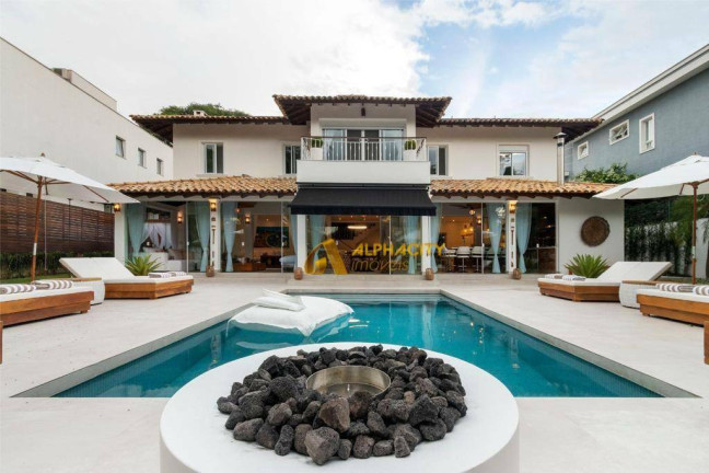 Imagem Casa com 4 Quartos à Venda, 580 m² em Alpha Conde - Barueri Imagem Casa com 4 Quartos à Venda, 580 m² em Alpha Conde - Barueri