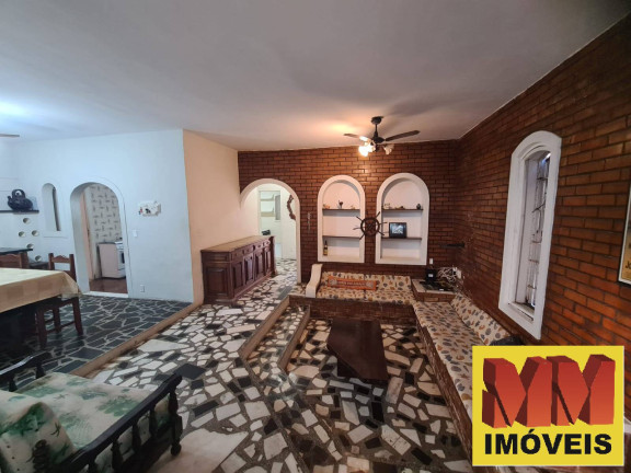 Imagem Casa com 7 Quartos à Venda, 216 m² em Braga - Cabo Frio Imagem Casa com 7 Quartos à Venda, 216 m² em Braga - Cabo Frio