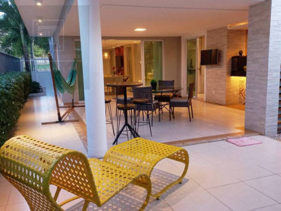 Imagem Casa de Condomínio com 5 Quartos à Venda, 386 m² em Coaçu - Eusébio