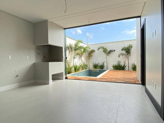 Imagem Casa com 3 Quartos à Venda, 198 m² em Santo Antônio - Joinville Imagem Casa com 3 Quartos à Venda, 198 m² em Santo Antônio - Joinville