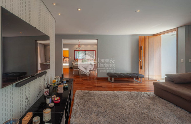 Imagem Casa com 5 Quartos à Venda, 370 m² em Vila Irmãos Arnoni - São Paulo Imagem Casa com 5 Quartos à Venda, 370 m² em Vila Irmãos Arnoni - São Paulo
