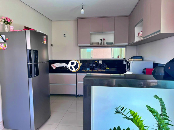 Imagem Casa com 4 Quartos à Venda, 270 m² em Nova Guarapari - Guarapari