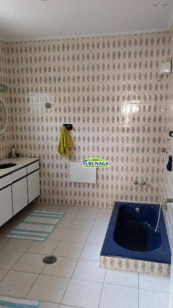 Imagem Casa com 3 Quartos à Venda, 154 m² em Vila Rosália - Guarulhos