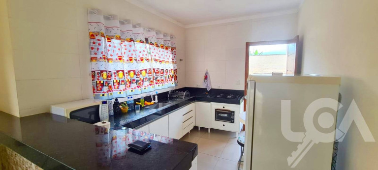 Imagem Casa com 3 Quartos à Venda, 110 m² em Jardim Aruan - Caraguatatuba Imagem Casa com 3 Quartos à Venda, 110 m² em Jardim Aruan - Caraguatatuba