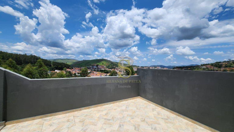Imagem Casa com 3 Quartos à Venda, 237 m² em Centro - Piracaia Imagem Casa com 3 Quartos à Venda, 237 m² em Centro - Piracaia