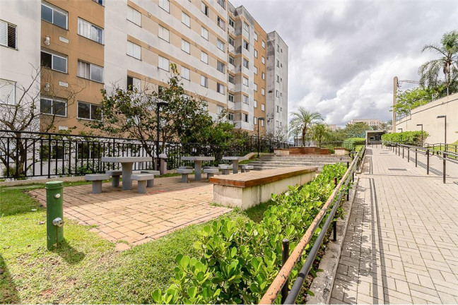 Imóvel com 2 Quartos à Venda,  em Itaquera - São Paulo