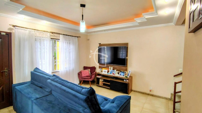 Imagem Sobrado com 4 Quartos à Venda, em Guanabara - Joinville Imagem Sobrado com 4 Quartos à Venda, em Guanabara - Joinville