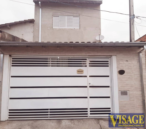 Sobrado com 3 Quartos à Venda,  em Pq. Imperial - Jacareí