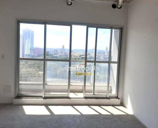 Sala Comercial à Venda ou Locação, 28 m² em Barra Funda - São Paulo