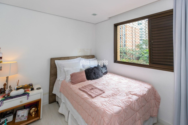 Imagem Apartamento com 4 Quartos à Venda, 220 m² em Moema - São Paulo Imagem Apartamento com 4 Quartos à Venda, 220 m² em Moema - São Paulo