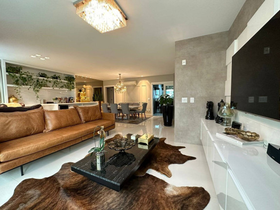 Apartamento com 4 Quartos à Venda, 180 m² em Centro - Balneário Camboriú