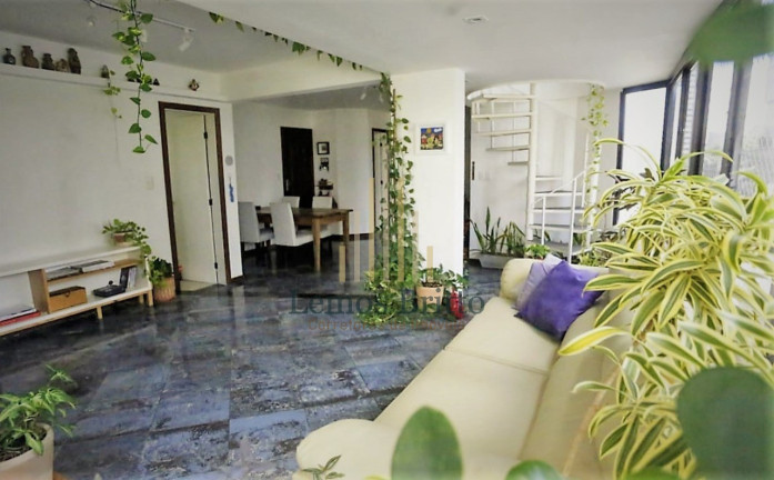 Imagem Imóvel com 4 Quartos à Venda, 240 m² em Horto Florestal - Salvador Imagem Imóvel com 4 Quartos à Venda, 240 m² em Horto Florestal - Salvador