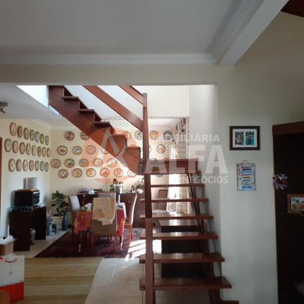Imagem Casa com 3 Quartos à Venda, 232 m² em Jardim Dos Ipês - Cotia Imagem Casa com 3 Quartos à Venda, 232 m² em Jardim Dos Ipês - Cotia