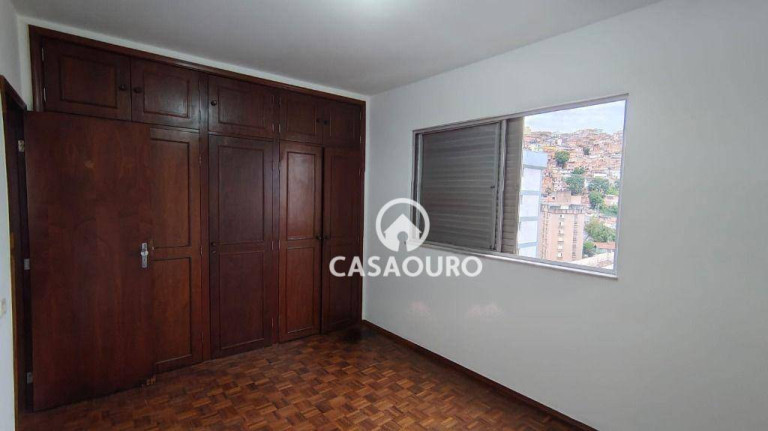 Imagem Apartamento com 3 Quartos à Venda, 110 m² em Santo Antônio - Belo Horizonte Imagem Apartamento com 3 Quartos à Venda, 110 m² em Santo Antônio - Belo Horizonte