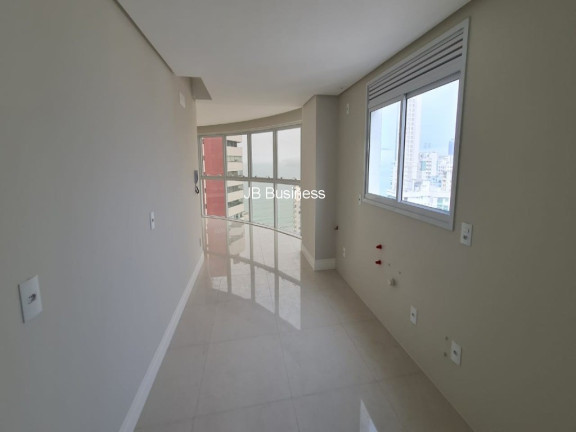 Imagem Imóvel com 4 Quartos à Venda, 131 m² em Centro - Balneário Camboriú