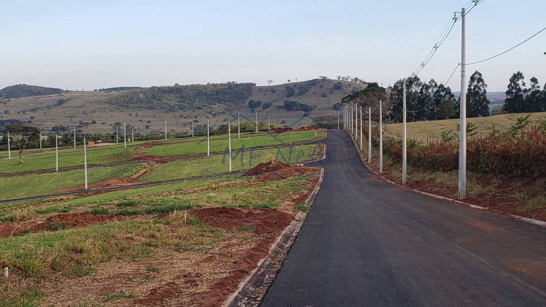 Imagem Terreno à Venda, 465 m² em Residencial Cuscoville - Analândia Imagem Terreno à Venda, 465 m² em Residencial Cuscoville - Analândia