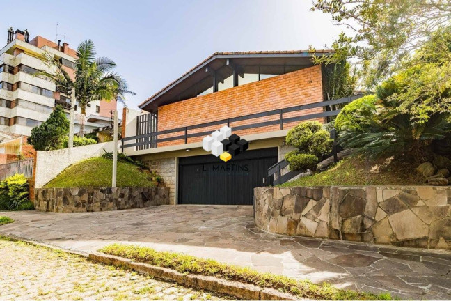 Casa com 4 Quartos à Venda, 399 m² em Jardim Lindóia - Porto Alegre