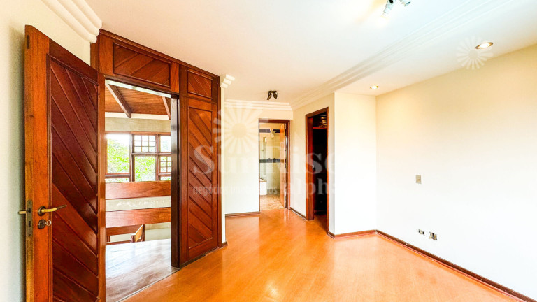 Imagem Casa com 3 Quartos à Venda, 420 m² em Residencial Cinco (alphaville) - Santana De Parnaíba Imagem Casa com 3 Quartos à Venda, 420 m² em Residencial Cinco (alphaville) - Santana De Parnaíba
